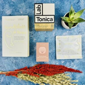 A picture of the range of products that are included in the Mini Mindful Mum Gift Box. These are novelty gifts for mums.