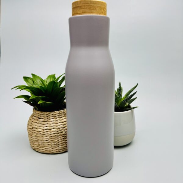 A picture of the water bottle that is included in the Mindful Traveller Gift Box
